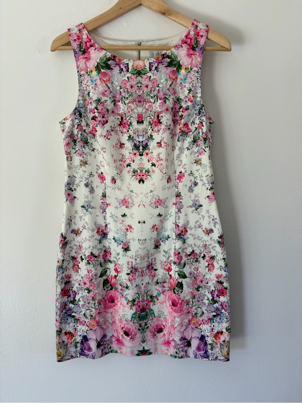 Forever New Willow Printed Bodycon Floral Mirror Print Sleeveless Dress